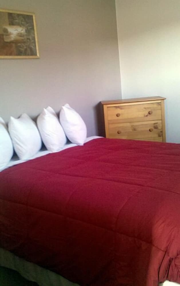 Executive Suite, 2 Queen Beds, Private Bathroom