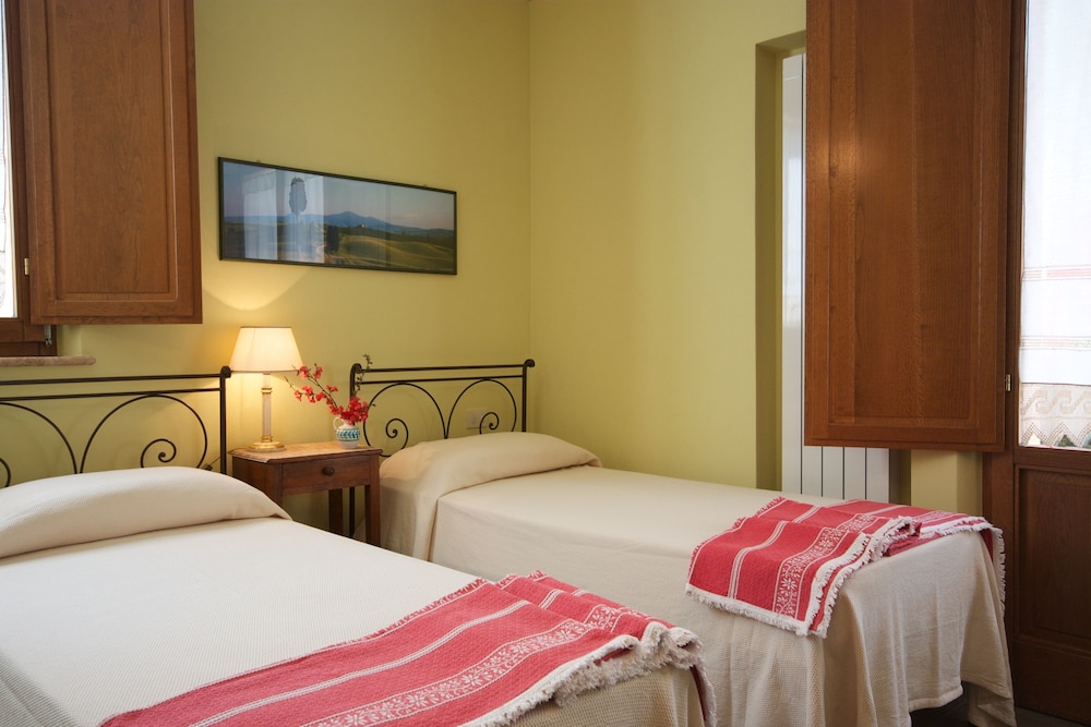 Double or Twin Room photo 1