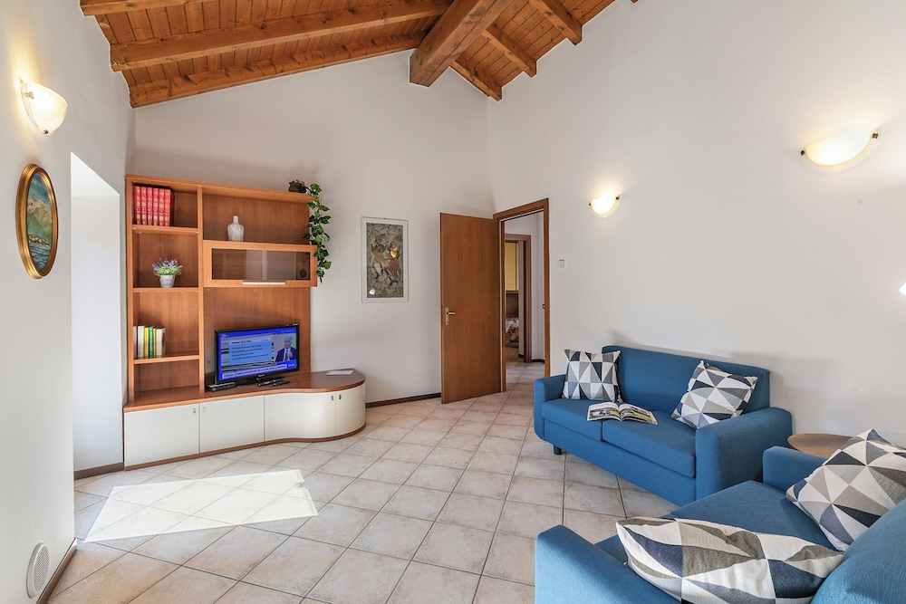Standard Apartment, Multiple Bedrooms, Beachside (Nel Cuore Di Baveno 50m from Lake)