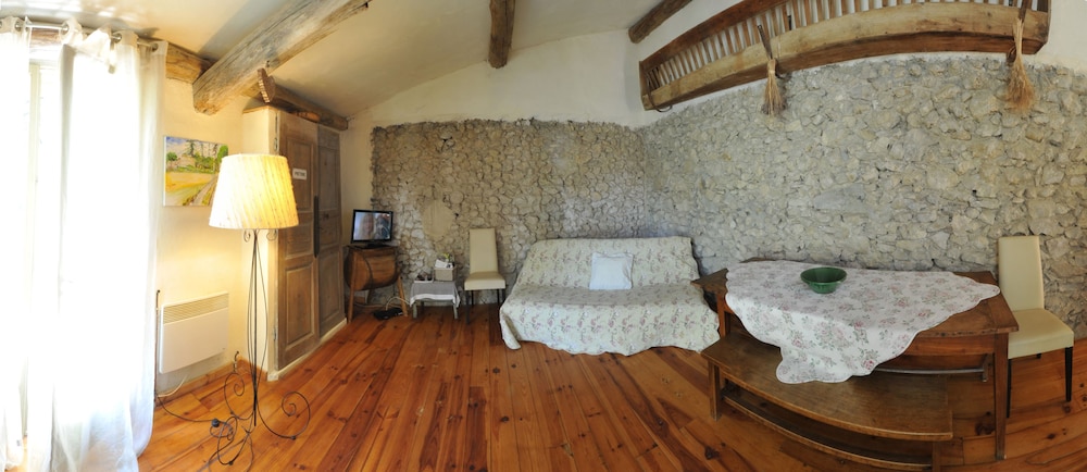 Cottage (Des Collines)