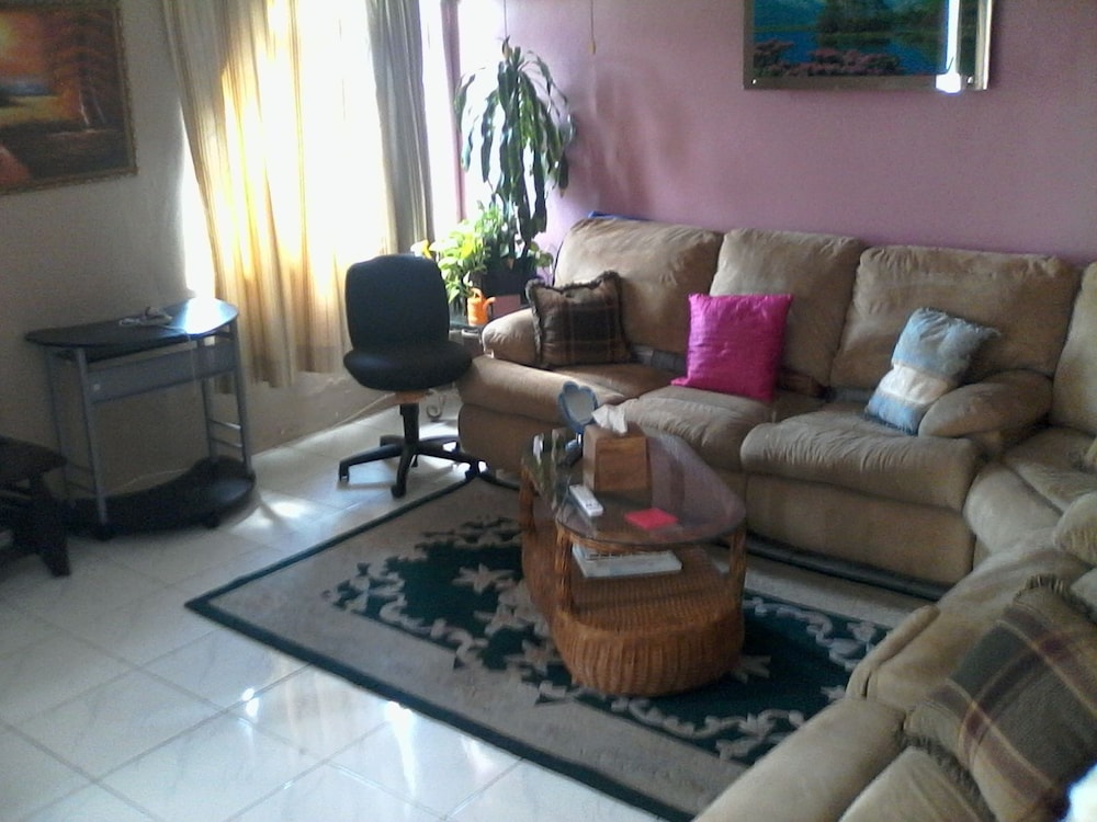 Standard Apartment, 1 Bedroom, Ocean View, Annex Building photo 2
