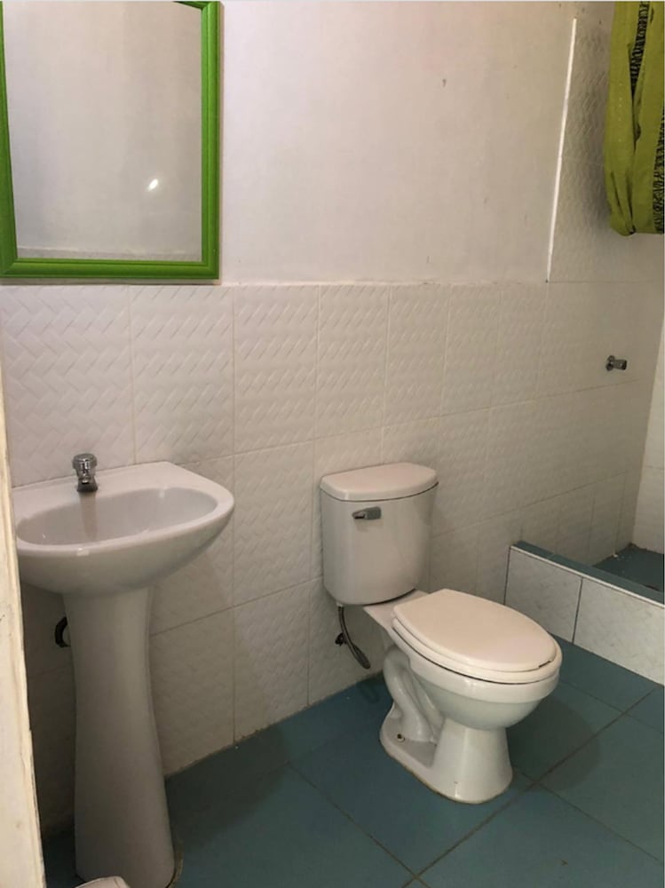 Basic Triple Room photo 2