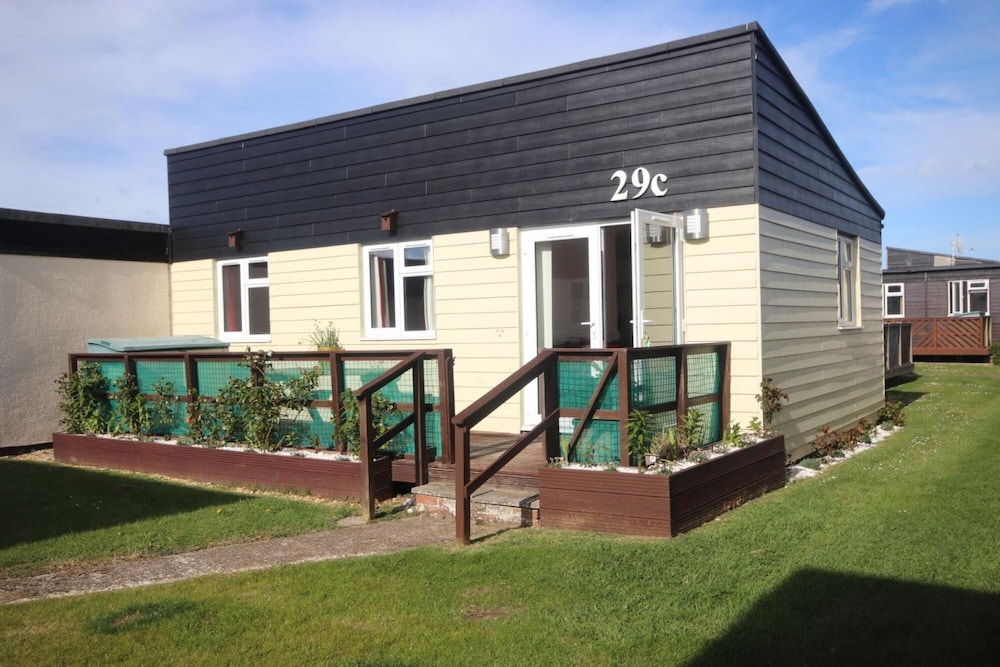 37E Medmerry Park 2 Bedroom Chalet