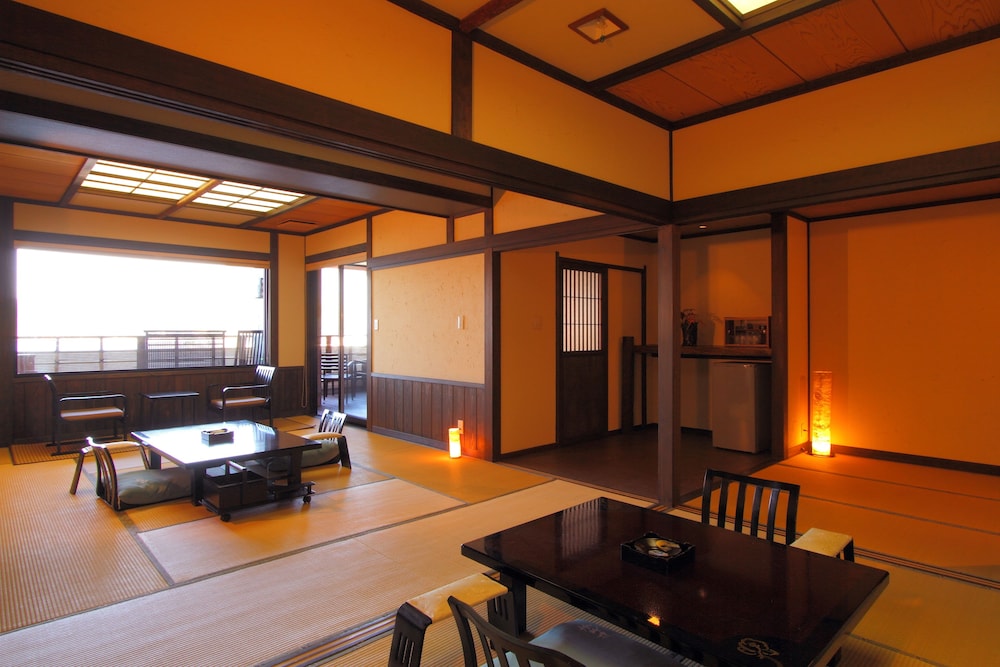 Ocean View Japanese Style Executive Room with Open-air Bath (Type A) photo 3
