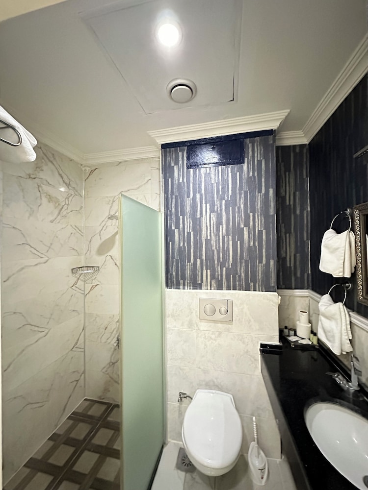 Standard Single Room, City View photo 3