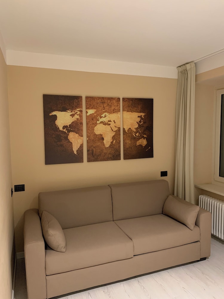 Junior Quadruple Room photo 2