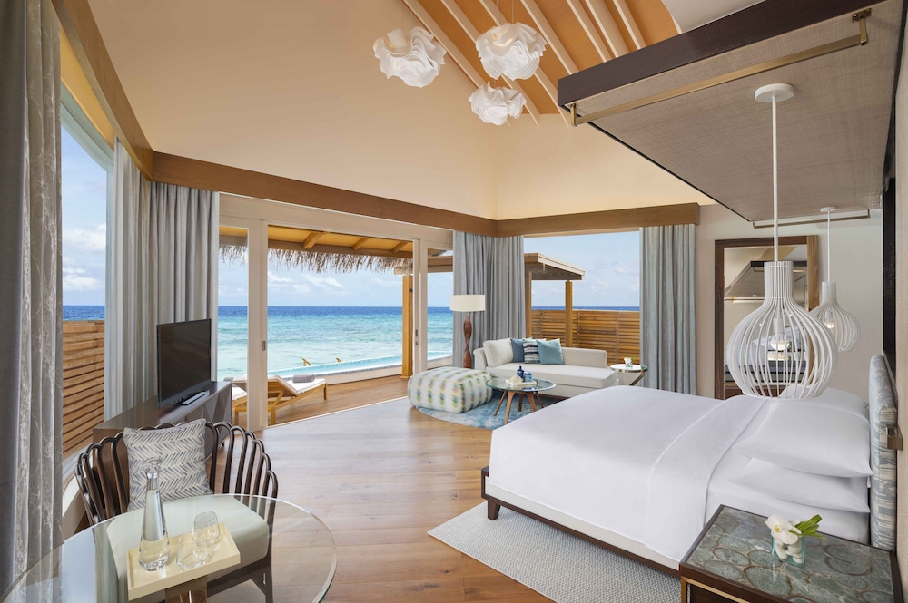 Villa, 1 Bedroom, Overwater (View) photo 3