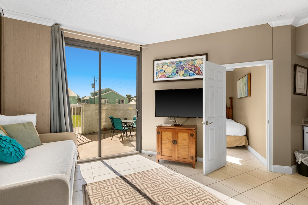 Condo, 1 Bedroom photo 3