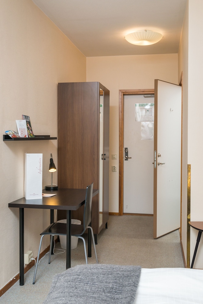 Standard Double Room - Photo 4
