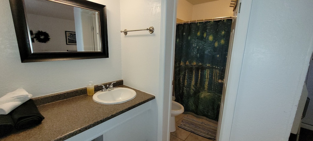 Economy Single Room photo 2