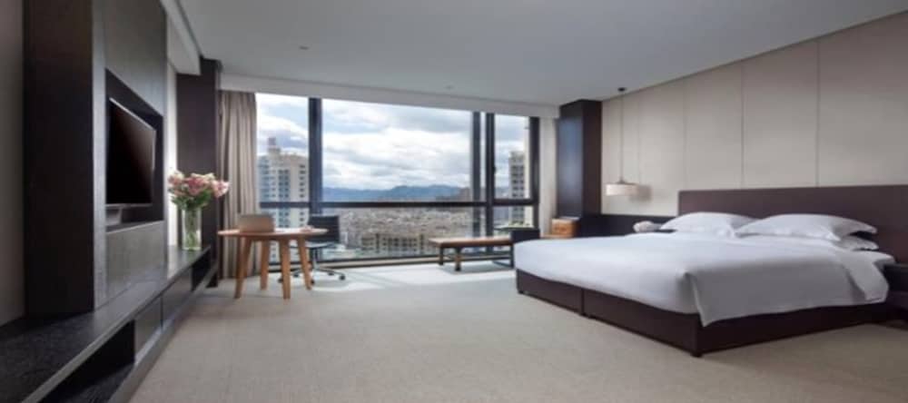 Superior Suite photo 2