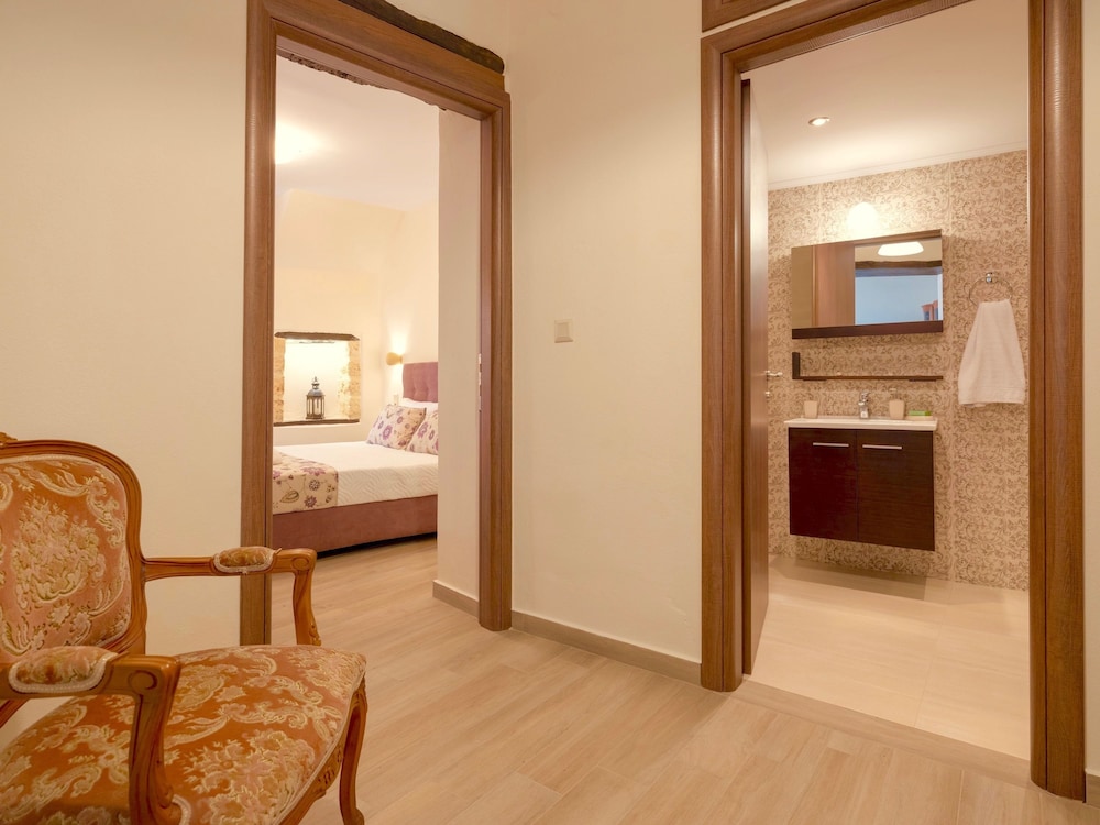 Family Villa, 4 Bedrooms, Private Pool photo 3