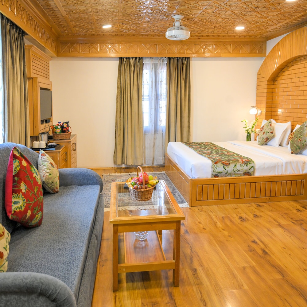 Premium Suite