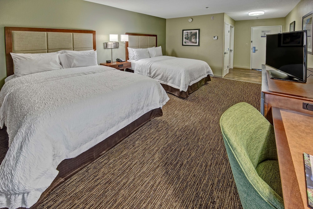 Room, 2 Double Beds, Non Smoking (First Floor) - Photo 2
