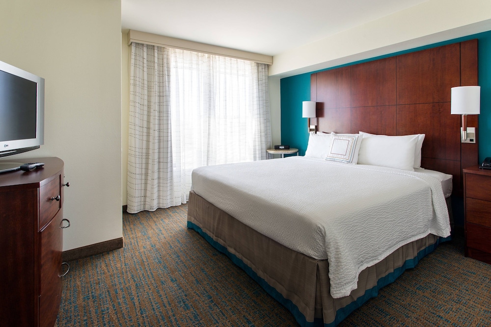 Suite, 1 Bedroom - Photo 3