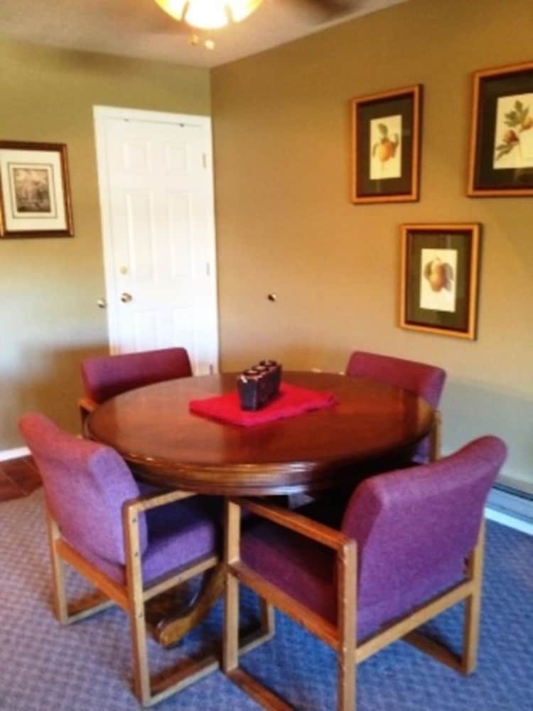 Condo, 1 Bedroom photo 3