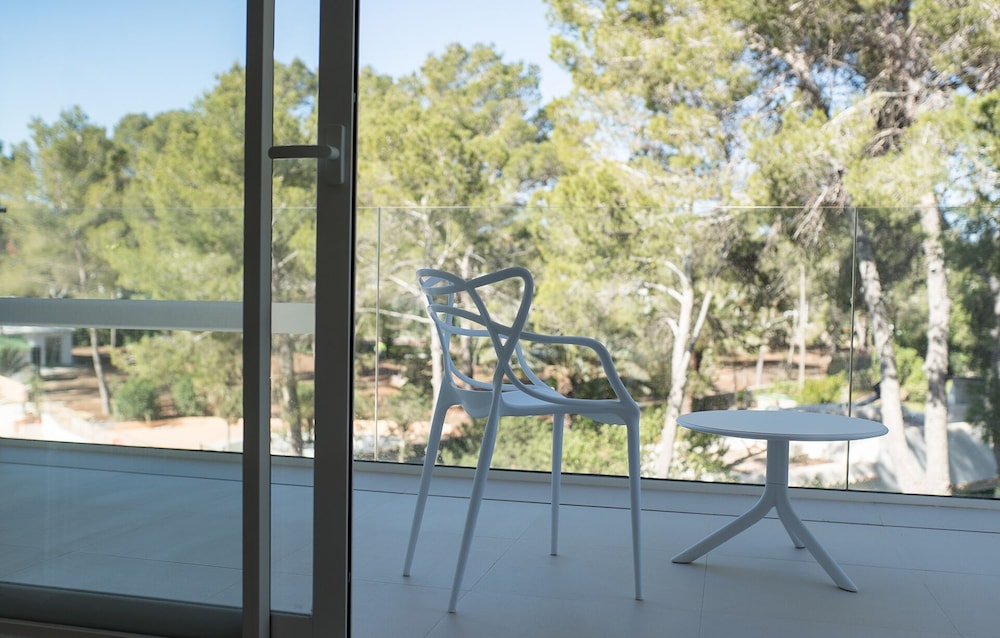 Deluxe Room, Balcony, Garden View photo 2