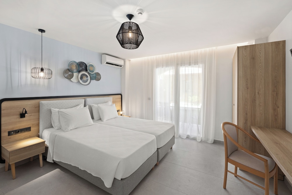 Double Superior Room with Garden View photo 1