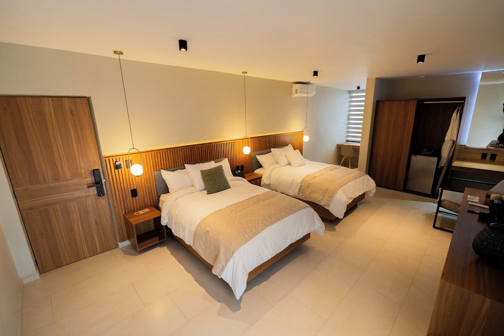 Exclusive Studio Suite