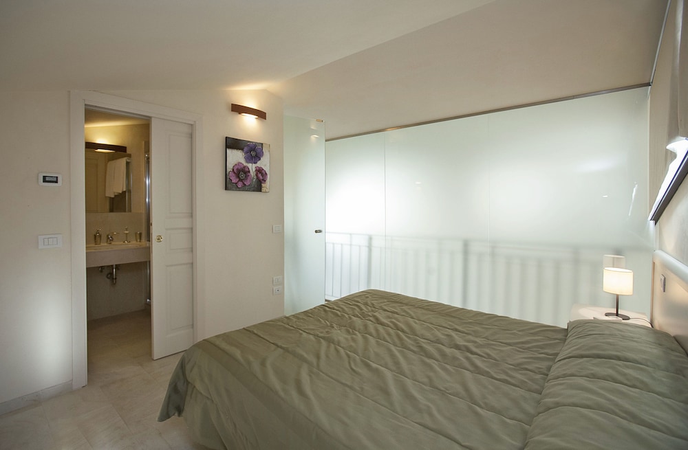 Duplex, 2 Bedrooms (4/A , Borgo Albizi 29 - Lift)