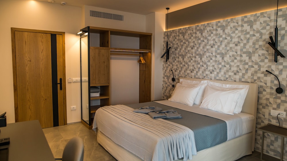 Deluxe Suite photo 1