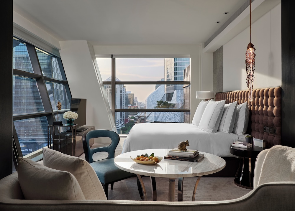 Premier Room, 1 King Bed