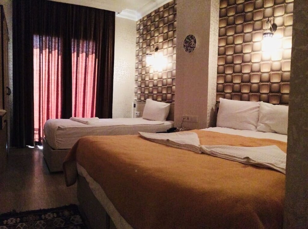 Standard Triple Room photo 3