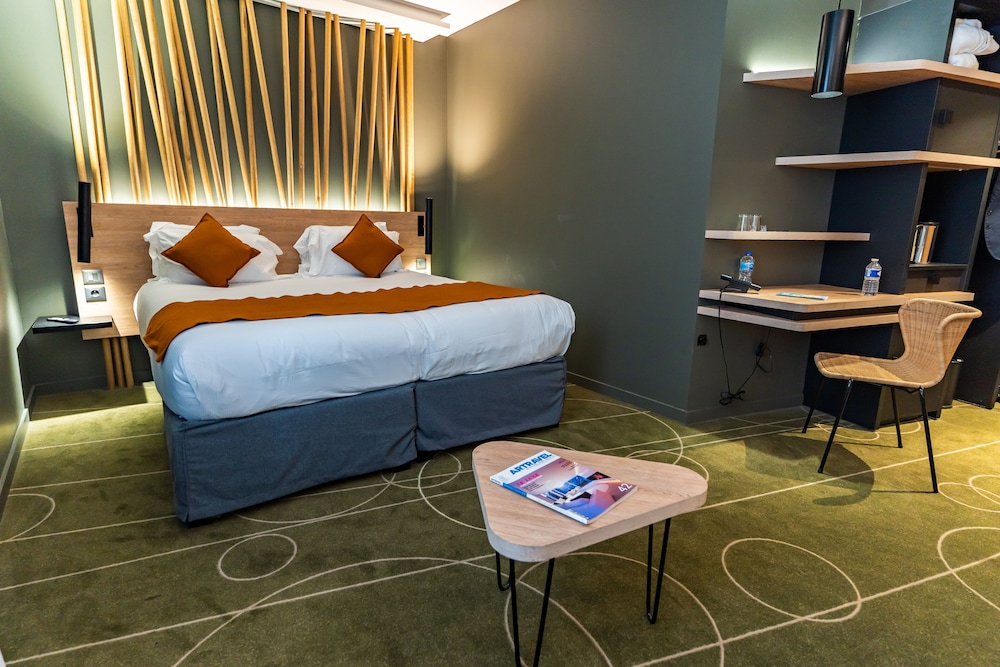 Superior Room, 1 King Bed