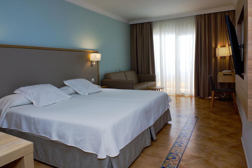 Double Room, Partial Sea View photo 3