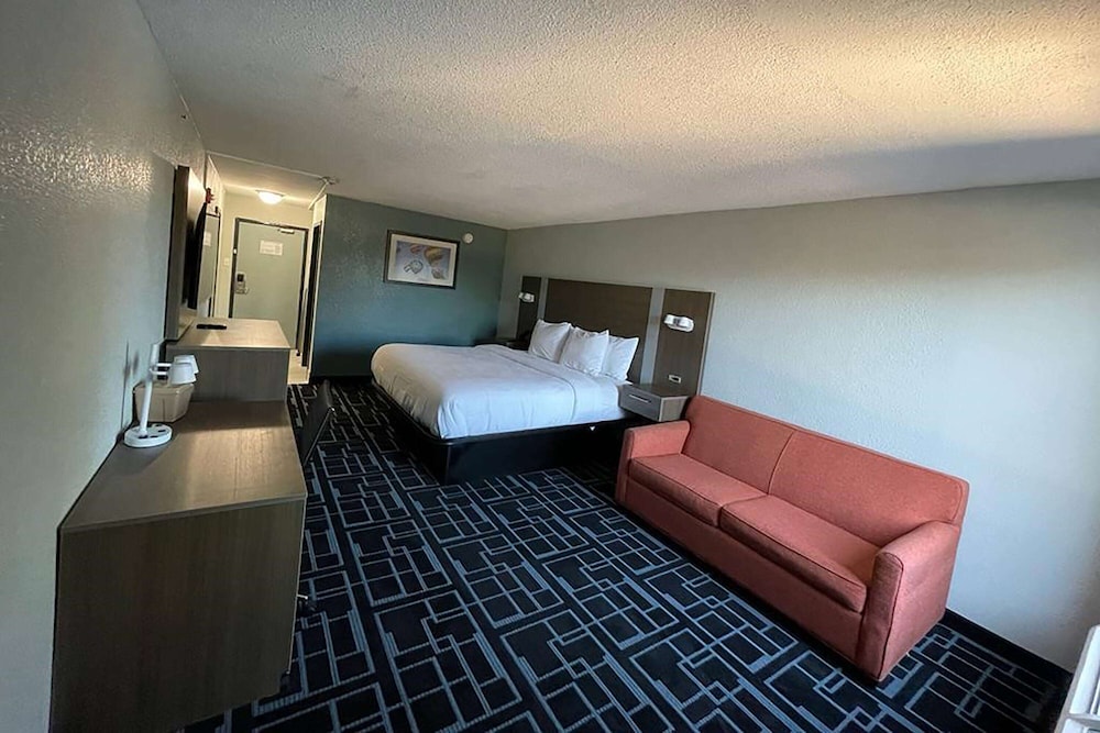 Studio Suite, 1 King Bed, Non Smoking