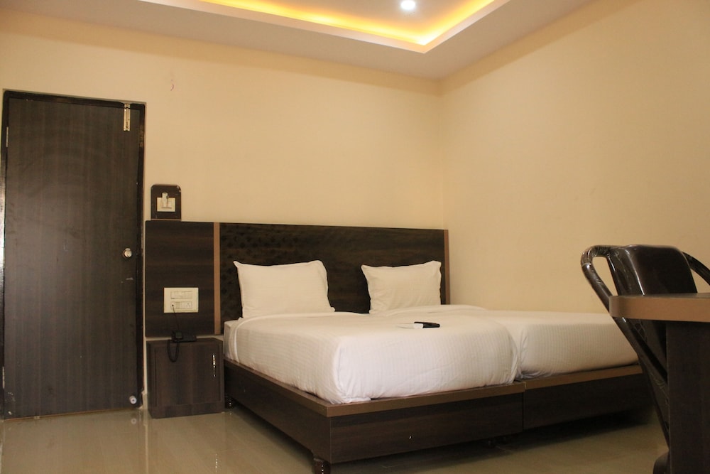 Standard Double Room - Photo 6