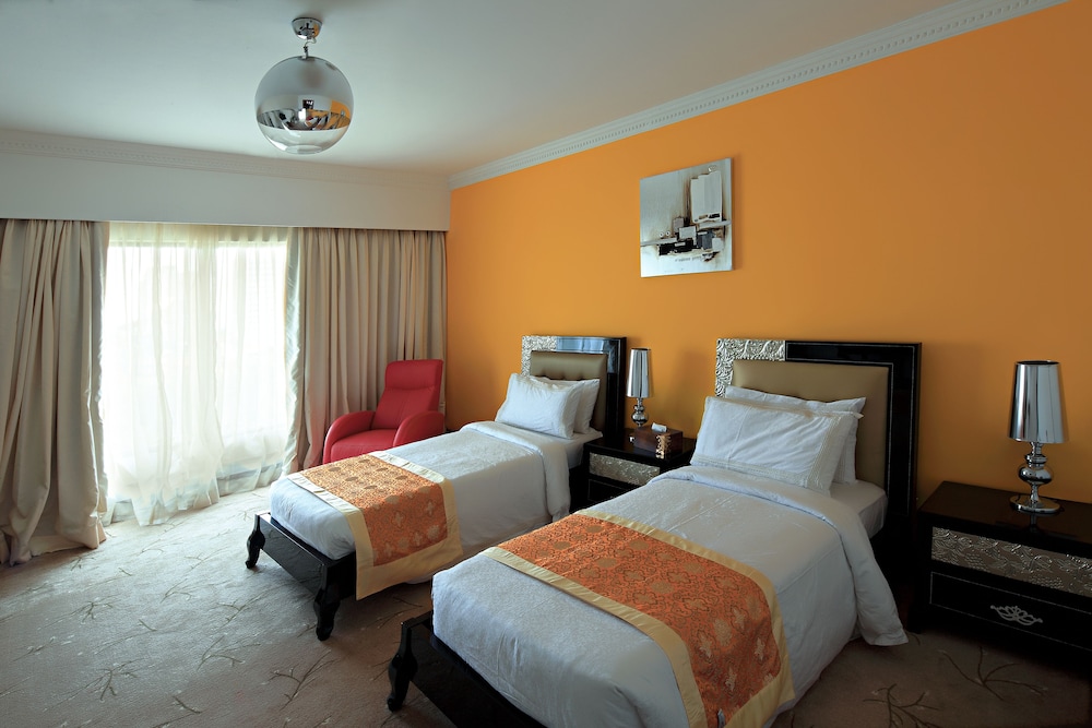 2 BHK Service Apartment