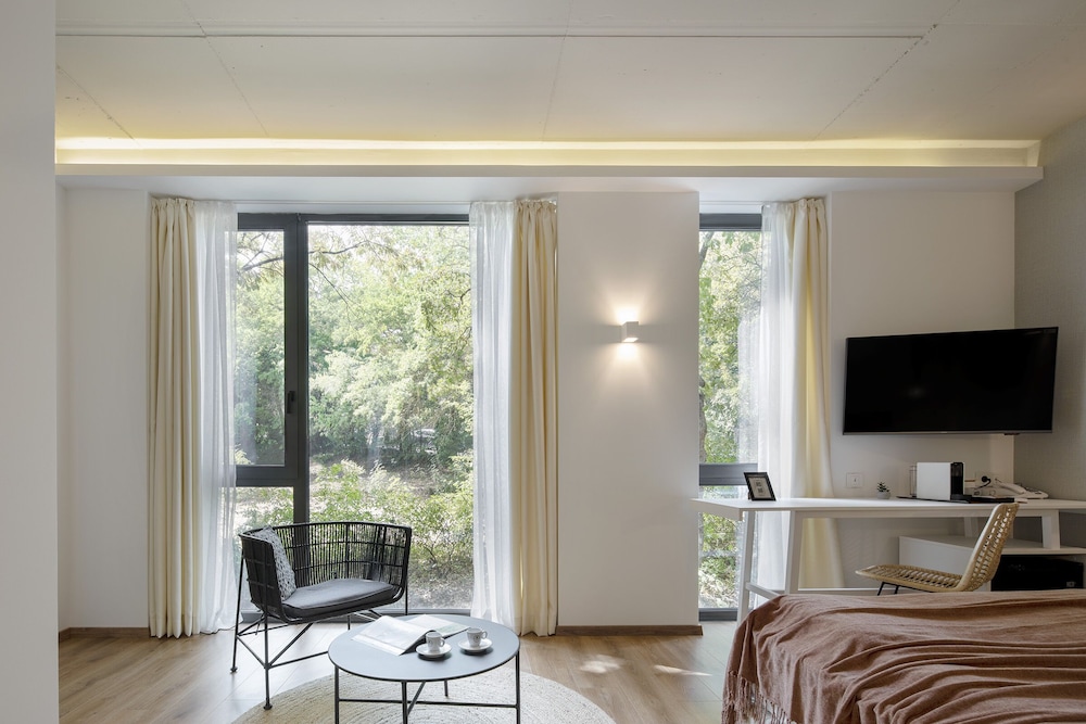 Double Room - Photo 2