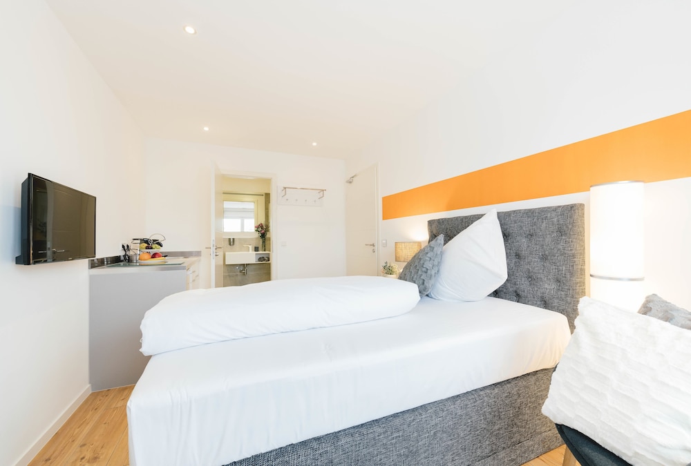 Classic Single Room, 1 Large Twin Bed photo 2