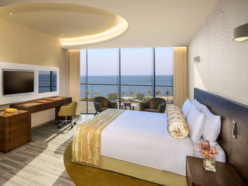 Premium Suite, 1 Bedroom, Balcony (Palm Sea View and Club Lounge Access)