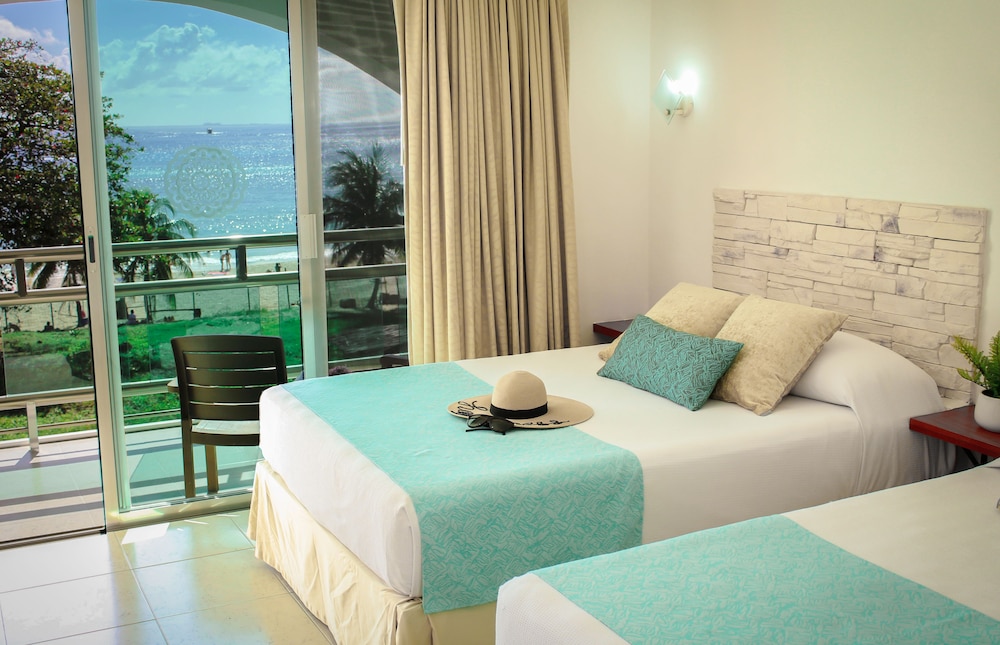 Standard Room, 1 Bedroom, Ocean View, Oceanfront - Photo 1