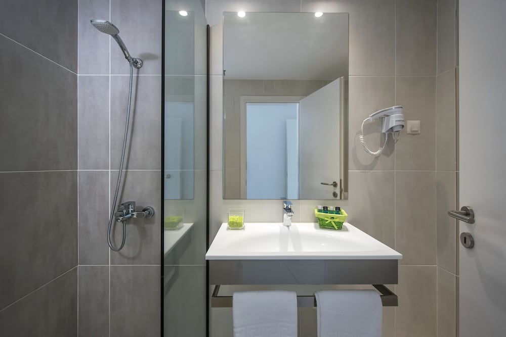 Superior Double Room, Sea View - Photo 4