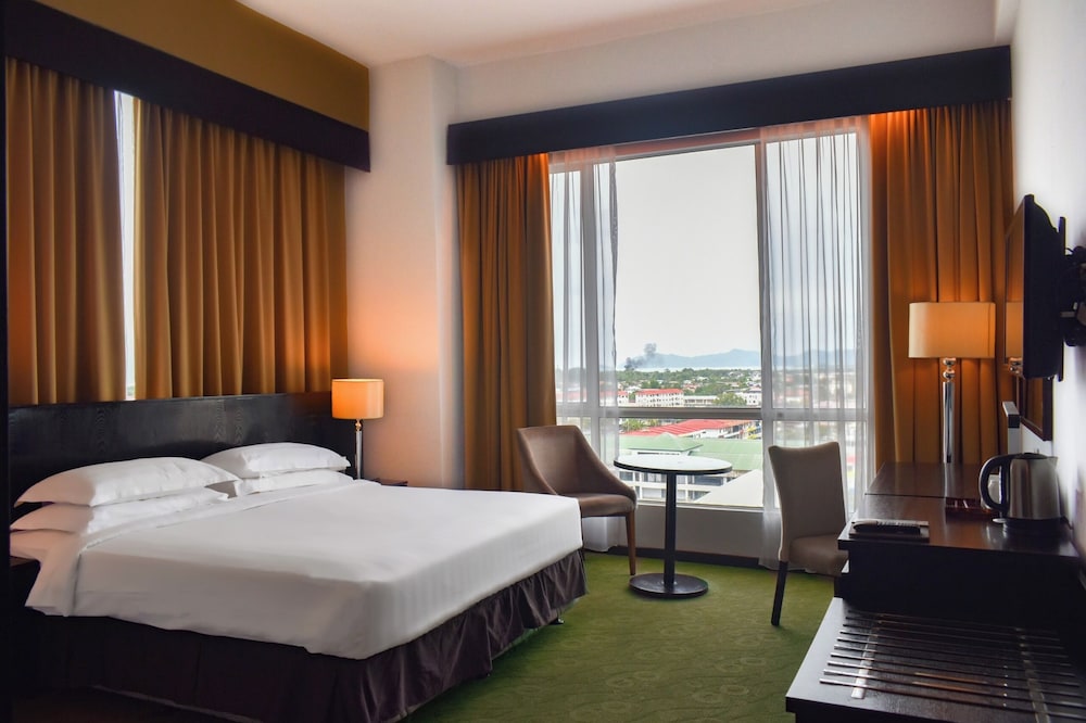 Deluxe Room with Sea View photo 3