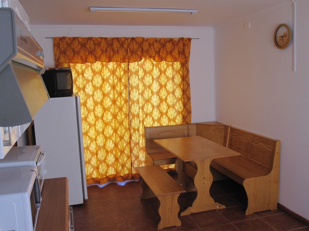 Standard House, 4 Bedrooms, Private Bathroom photo 3