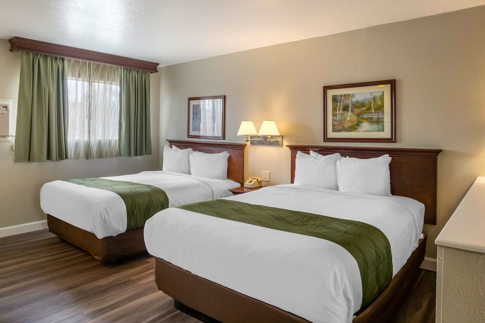 Suite, 2 Queen Beds, Non Smoking ( Efficiency) - Photo 1