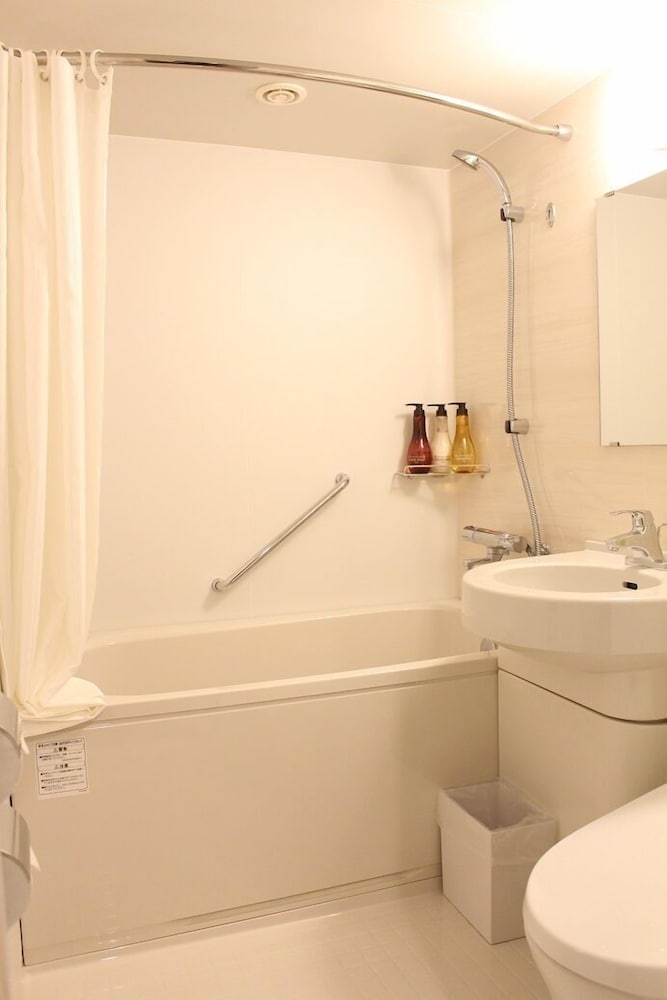 Family Room, 2 Twin Beds, Non Smoking, Refrigerator (With Sofabed) photo 3
