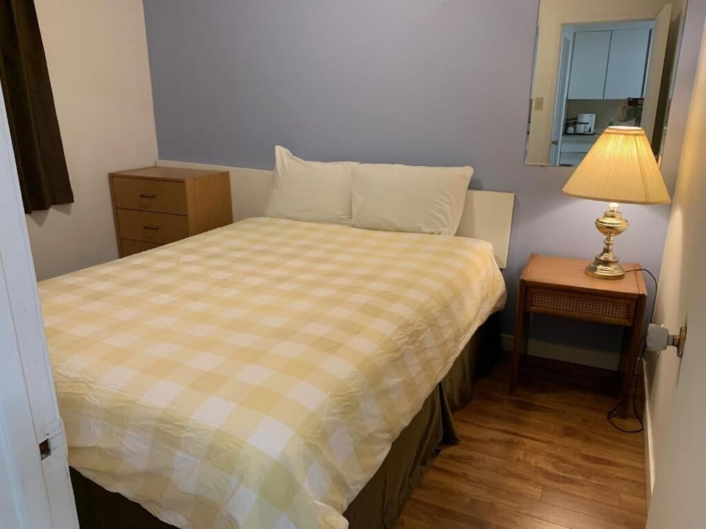 Economy Suite, 2 Queen Beds photo 2