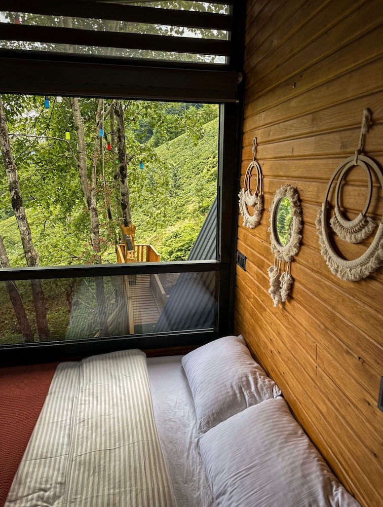 Premium Bungalow photo 2