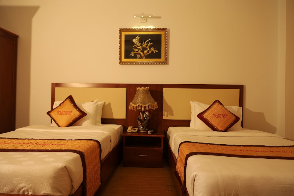 Standard Double or Twin Room - Photo 4