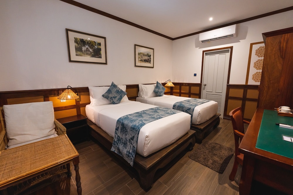 Standard Twin Room - Photo 10