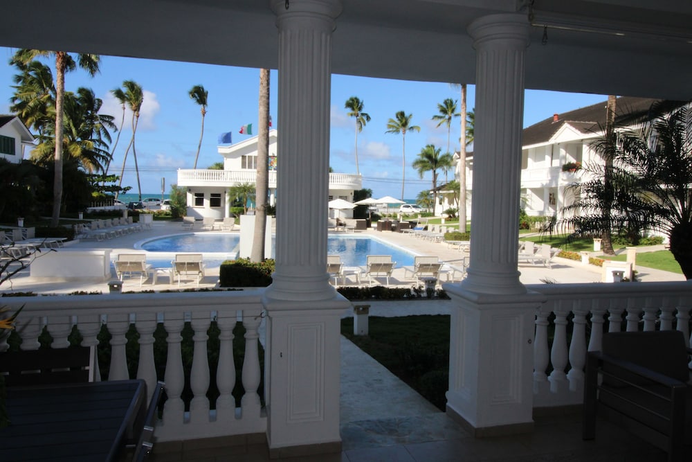Exclusive Villa, 2 Bedrooms, Sea View photo 2