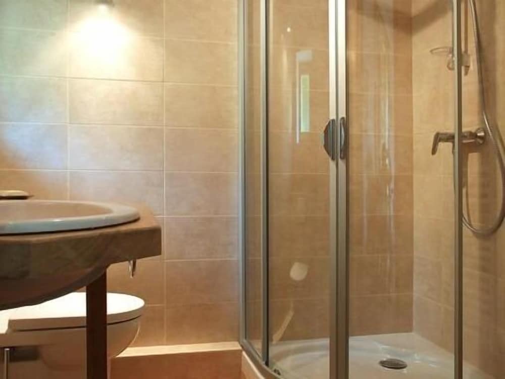 Luxury Double Room, Ensuite, Garden View photo 2