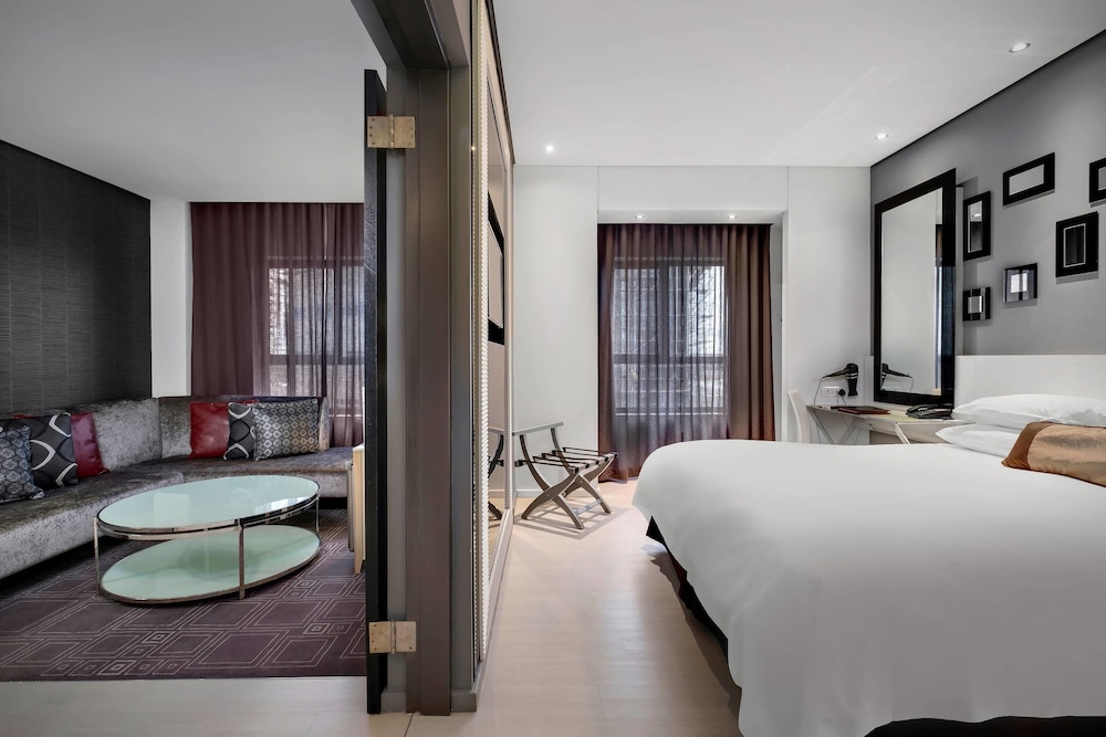Executive Suite, 1 Bedroom thumbnail 5