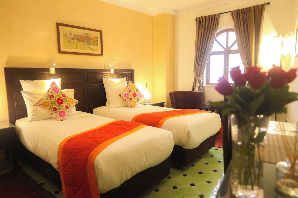 Superior Double or Twin Room - Photo 12