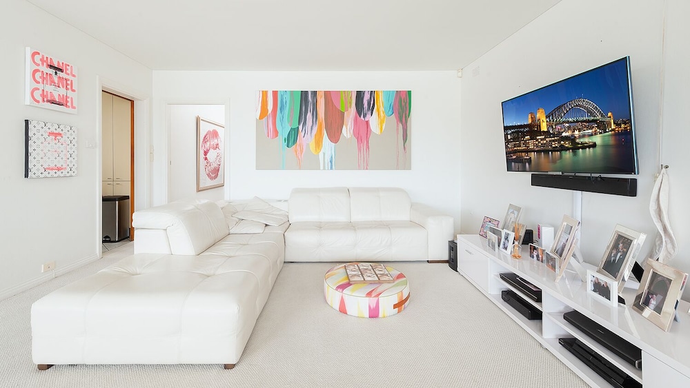 Apartment photo 3